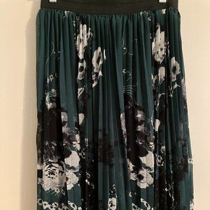 Rachel Zoe print skirt in emerald.